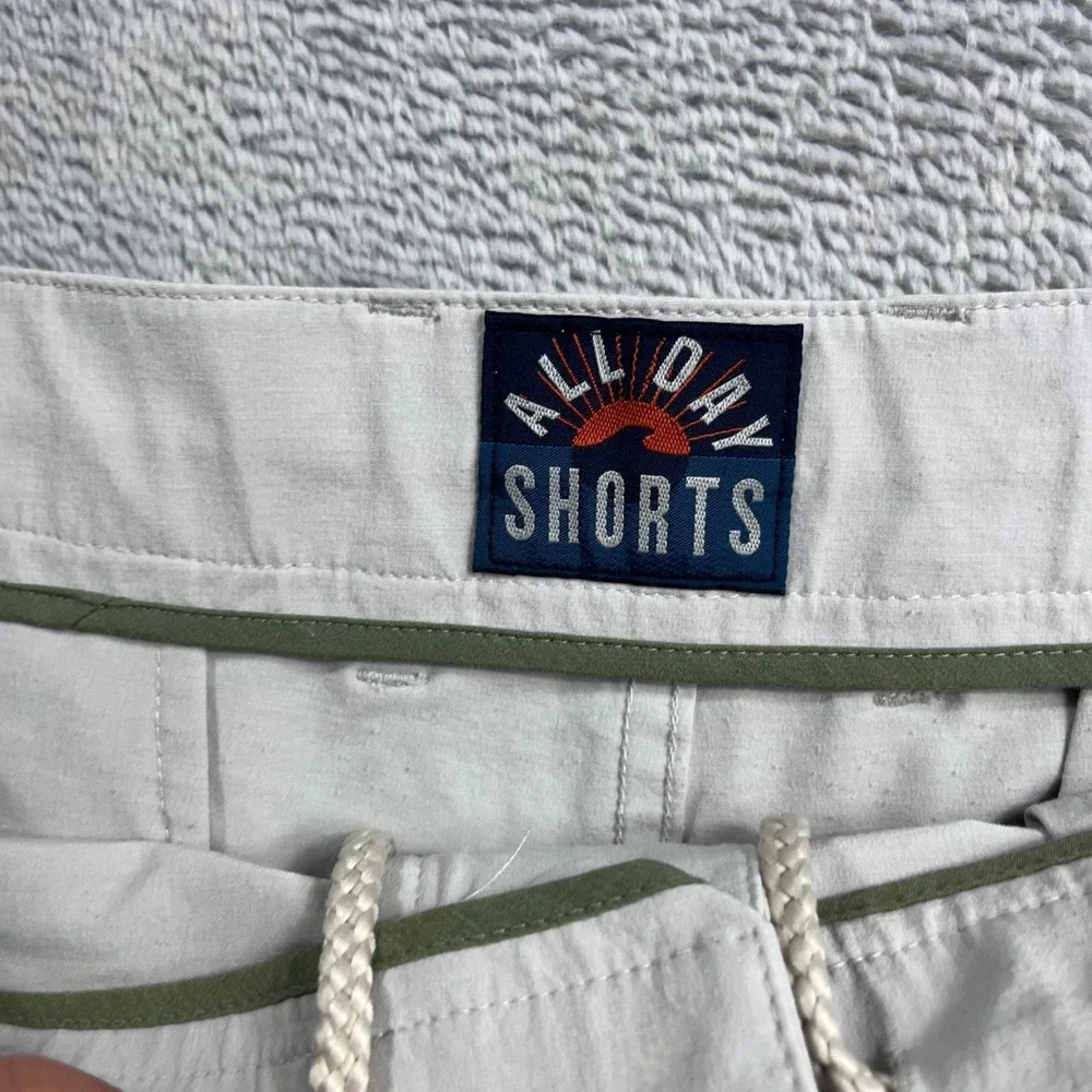 Faherty All Day Shorts Mens 38 Light Gray Hybrid Stretch Chino Flat Front
